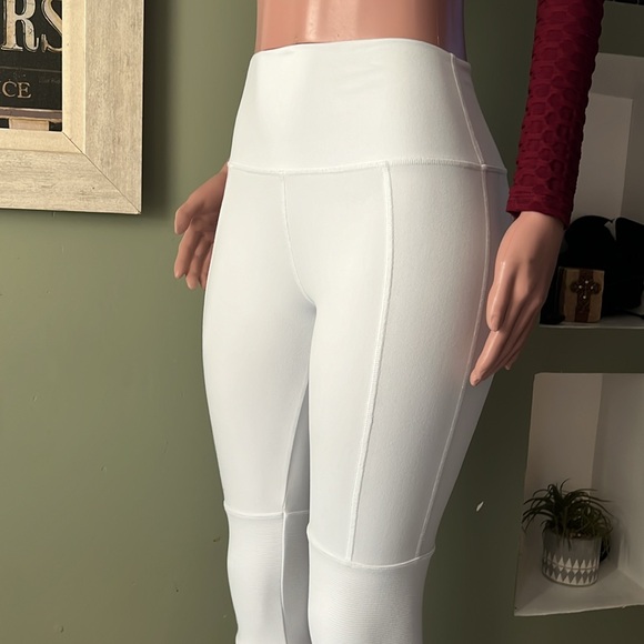 Alo joggers - Picture 3 of 8